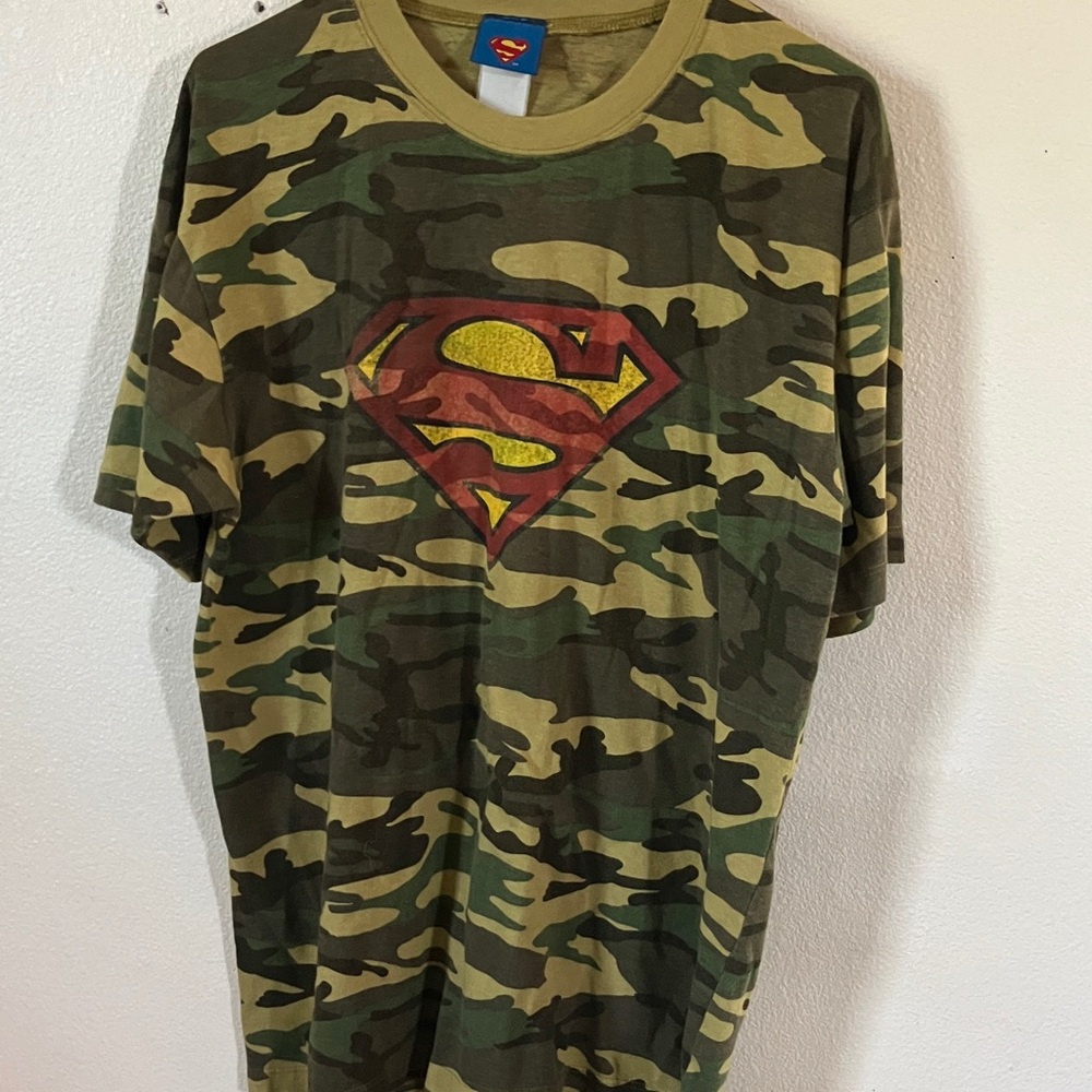 Camouflage Superman Logo Tee Size Large